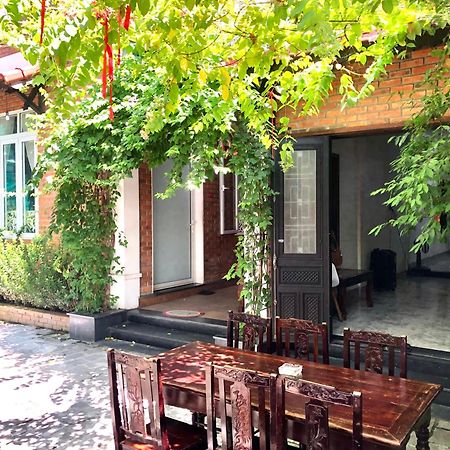 Q'Tropical Garden Homestay Хуе Екстериор снимка