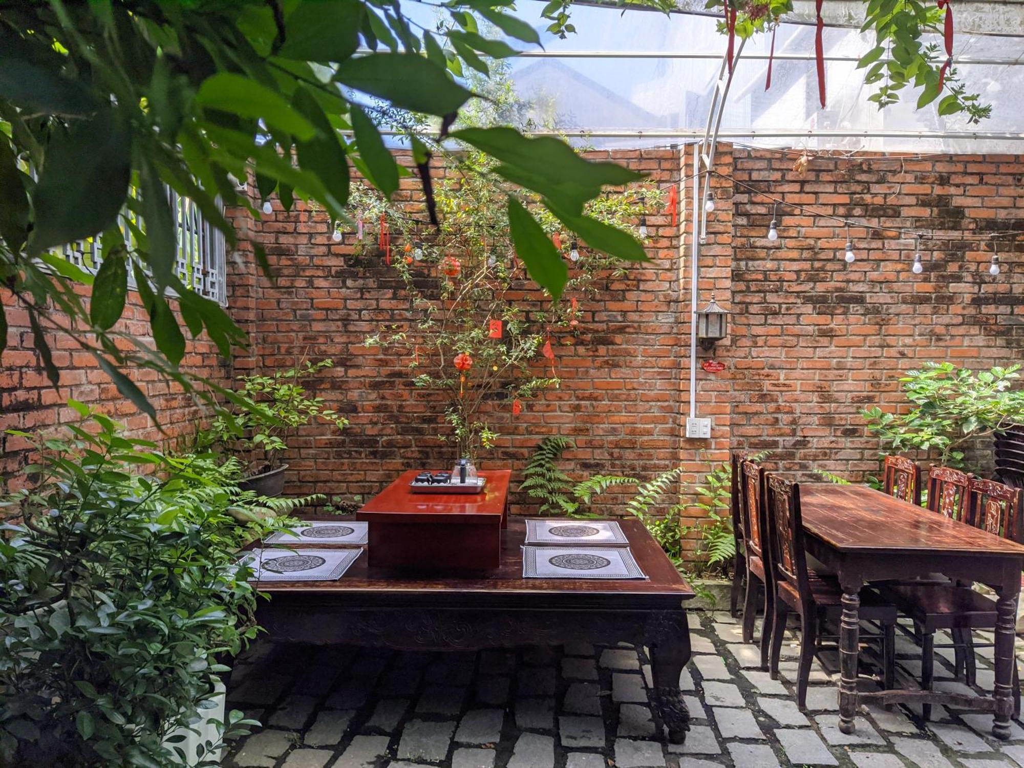 Q'Tropical Garden Homestay Хуе Екстериор снимка
