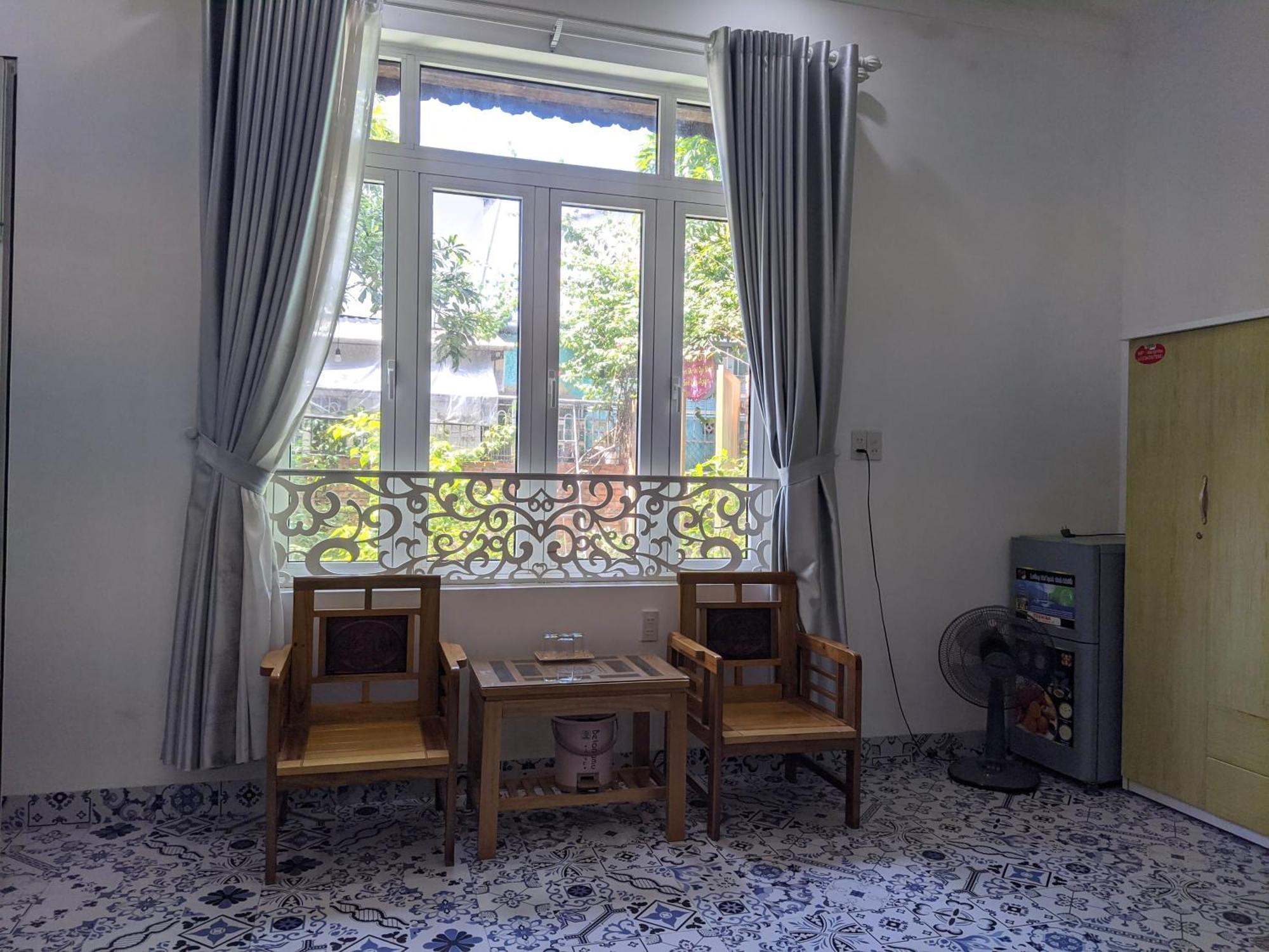Q'Tropical Garden Homestay Хуе Екстериор снимка