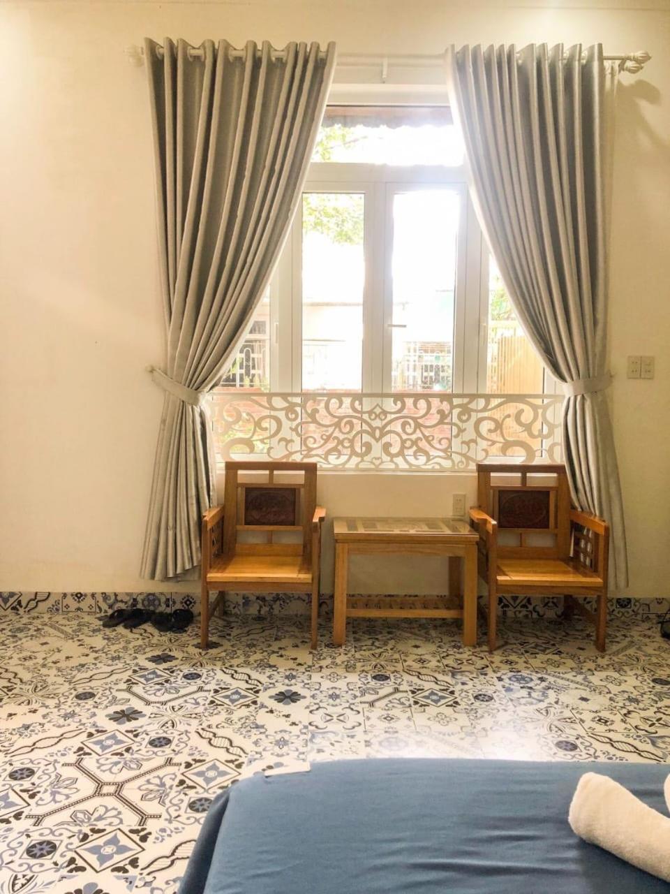 Q'Tropical Garden Homestay Хуе Екстериор снимка