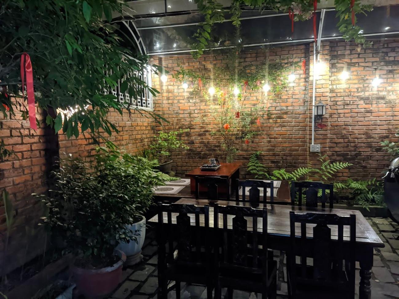 Q'Tropical Garden Homestay Хуе Екстериор снимка